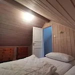 Ferie Rett Pa Bryggekanten I Kristiansand, Flekkeroy, Batutleie Ferienhaus *