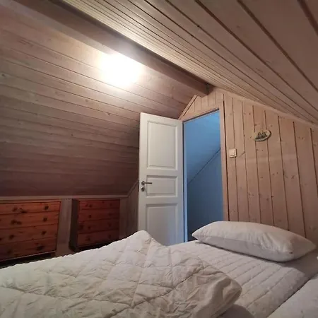 Ferie Pa Bryggekanten I Kristiansand, Flekkeroy, Batutleie I Sommerhalvaret Ferienhaus *