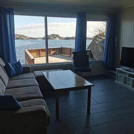 Ferie Pa Bryggekanten I Kristiansand, Flekkeroy * Kristiansand