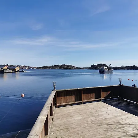 Ferie Pa Bryggekanten I Kristiansand, Flekkeroy * Kristiansand