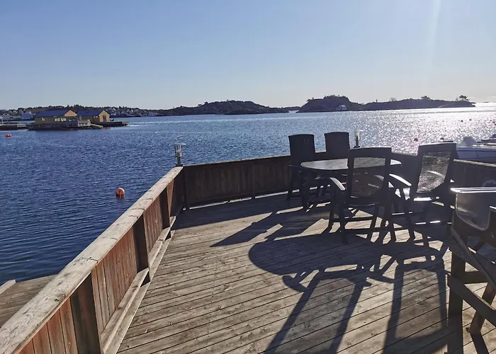 Ferie Pa Bryggekanten I Kristiansand, Flekkeroy קריסטיאנסאנד