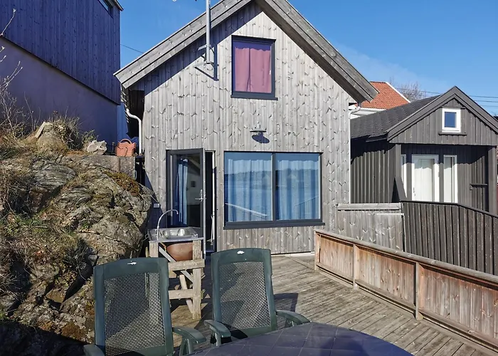 Ferie Pa Bryggekanten I Kristiansand, Flekkeroy קריסטיאנסאנד